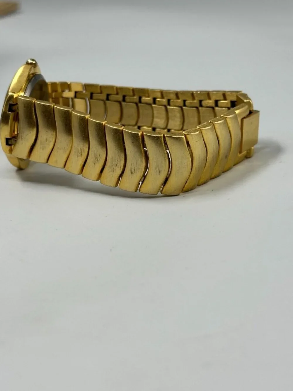 Vintage St. Marin Women Watch Matte Gold Tone Bracelet 30MM Dial New Battery